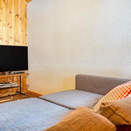 Chalet-apartment Mit Balkon & Gratis Parkplatz アパート レンク