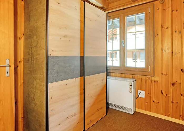Chalet-apartment Mit Balkon & Gratis Parkplatz * 伦克